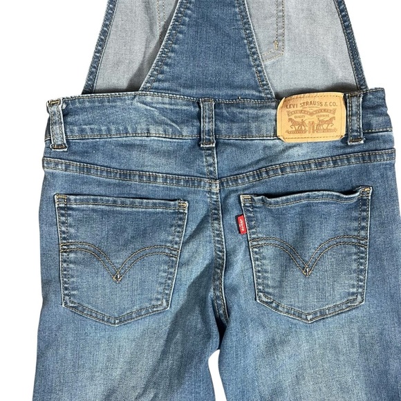 Levi’s Denim Bib Overalls Girl’s Size 7 Regular Medium Wash Straight Leg - Picture 7 of 9